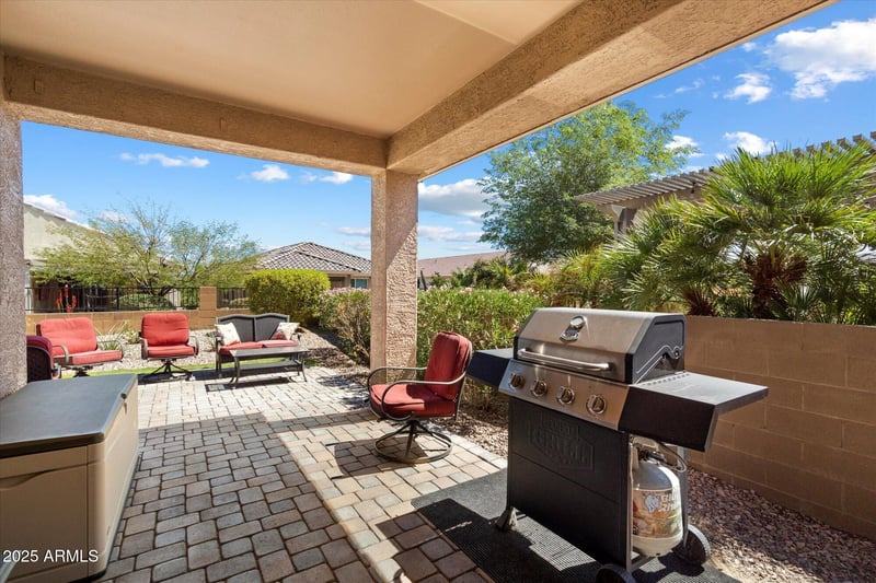 245 225th Ln, Buckeye, AZ 85326