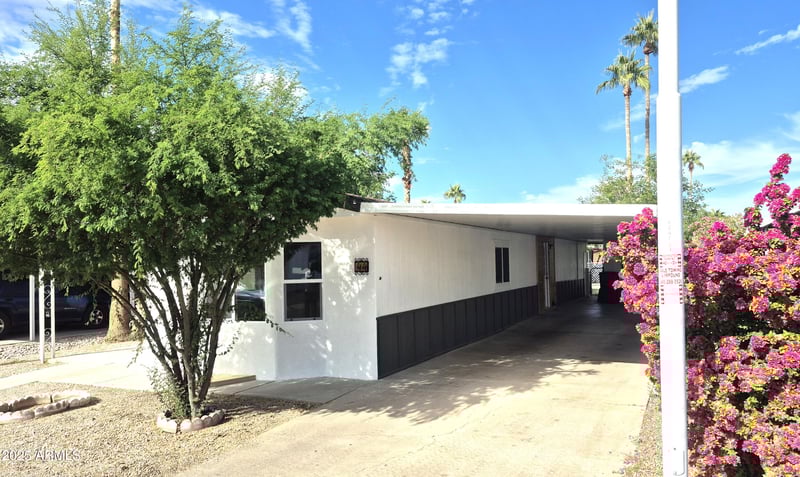 245 56th St #44, Mesa, AZ 85206