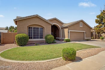 245 E Smoke Tree Rd, Gilbert, AZ 85296