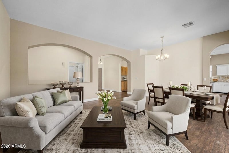 245 E Smoke Tree Rd, Gilbert, AZ 85296