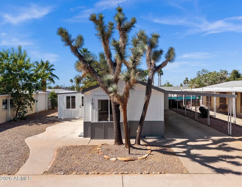 245 56th St #161, Mesa, AZ 85206