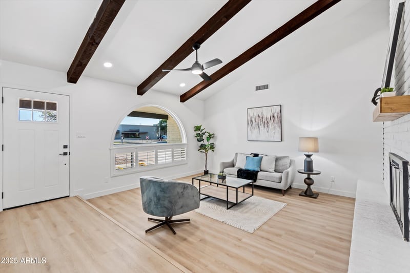 2450 Adobe St, Mesa, AZ 85213