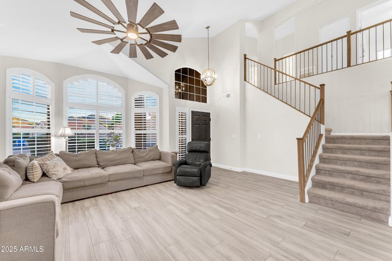 2450 Cathedral Rock Dr, Phoenix, AZ 85048