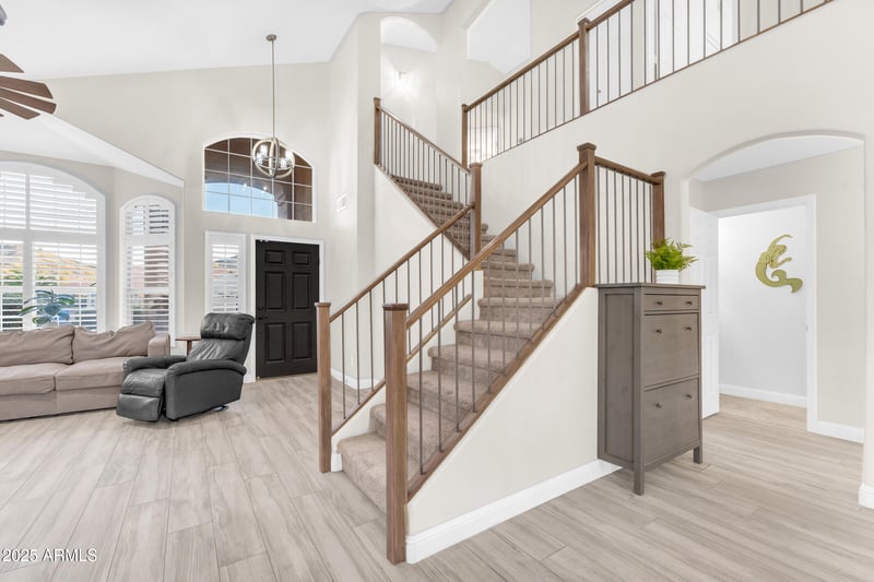 2450 Cathedral Rock Dr, Phoenix, AZ 85048