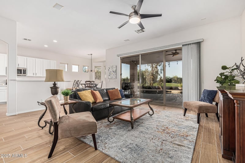 2450 Glass Ln, Phoenix, AZ 85042