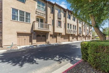 2450 Roma Ave #8, Phoenix, AZ 85016
