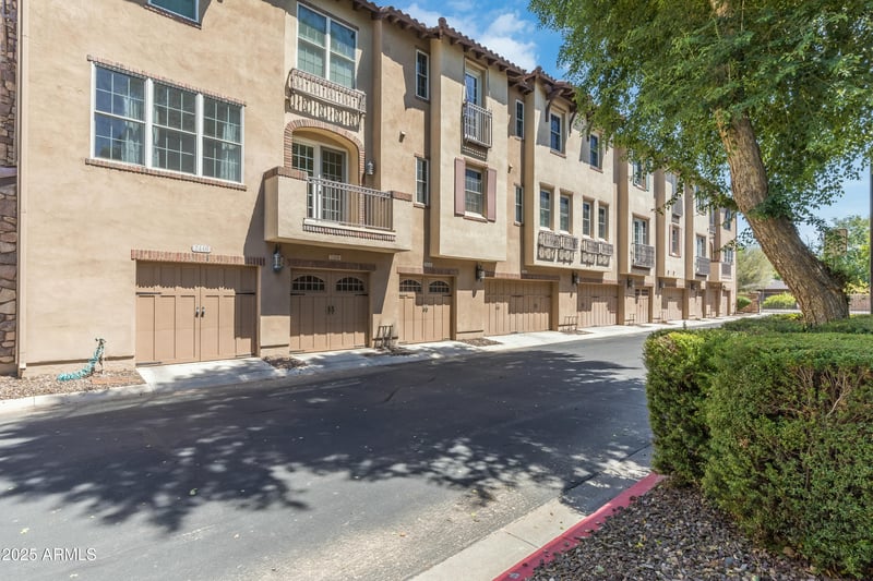 2450 Roma Ave #8, Phoenix, AZ 85016