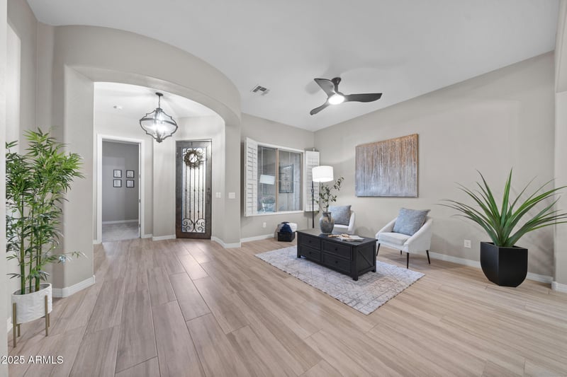 2450 W Longhorn Dr, Chandler, AZ 85286