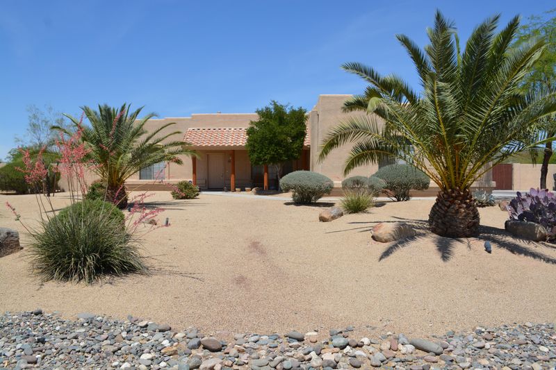24504 W Red Robin Dr, Wittmann, AZ 85361
