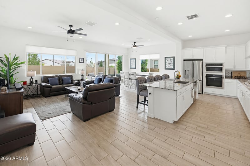 24505 173rd Ln, Surprise, AZ 85387