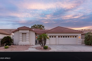 24508 Lakeway Cir, Sun Lakes, AZ 85248