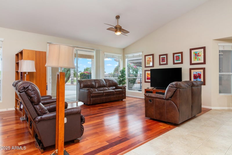 24508 Lakeway Cir, Sun Lakes, AZ 85248