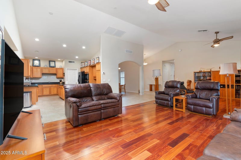 24508 Lakeway Cir, Sun Lakes, AZ 85248