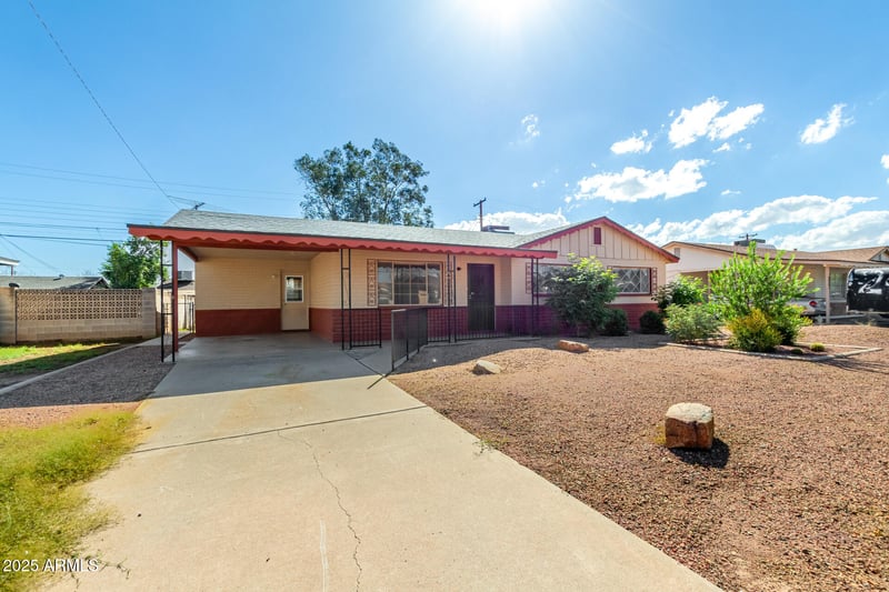2451 Orchid Ln, Phoenix, AZ 85021