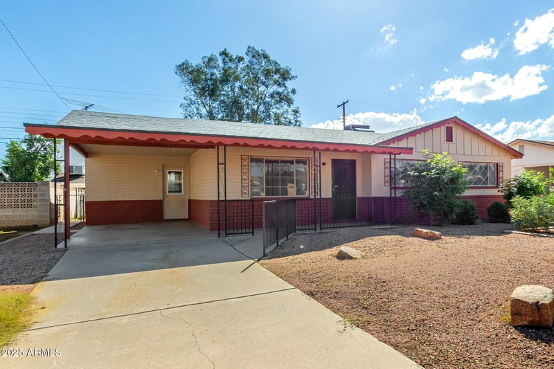2451 Orchid Ln, Phoenix, AZ 85021