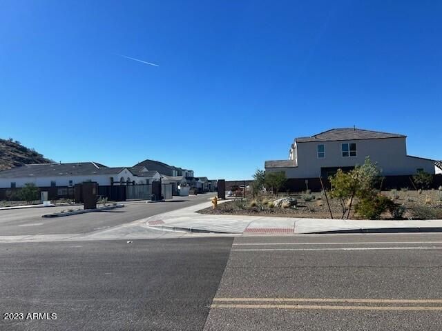 24516 N 17th Way, Phoenix, AZ 85024