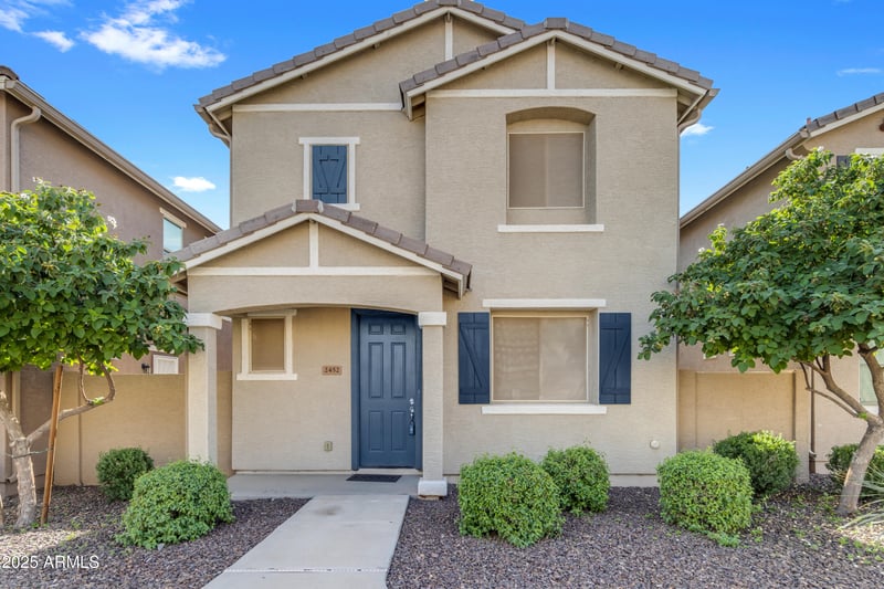 2452 73rd Ln, Phoenix, AZ 85035