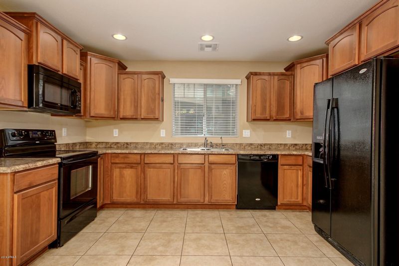 2452 E Boston St, Gilbert, AZ 85295