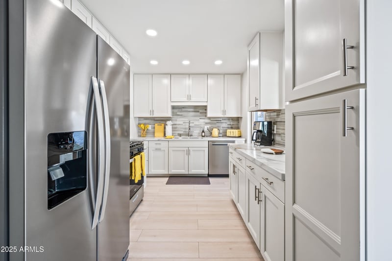 2452 Elm St, Phoenix, AZ 85016