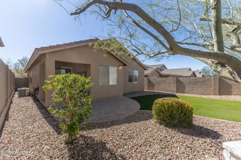 2452 Warren Dr, Anthem, AZ 85086
