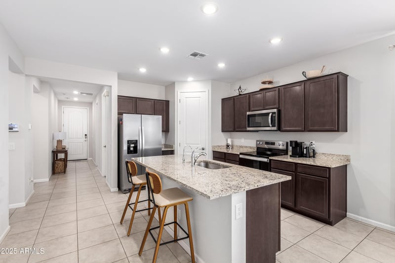 24529 Mohave St, Buckeye, AZ 85326
