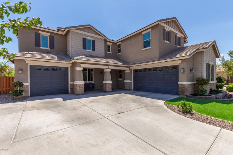 2453 E Plum St, Gilbert, AZ 85298