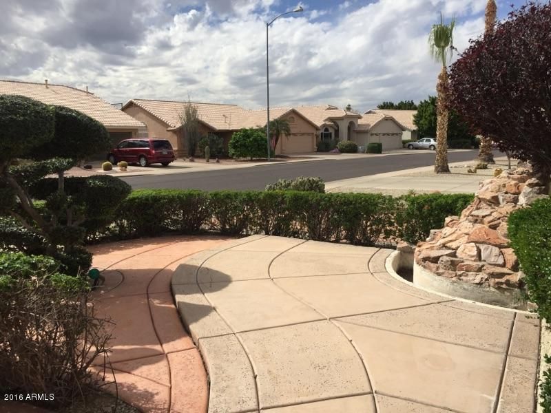2453 N Saffron St, Mesa, AZ 85215