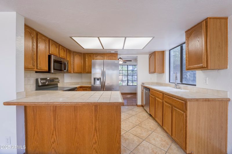 2455 E Broadway Rd #102, Mesa, AZ 85204