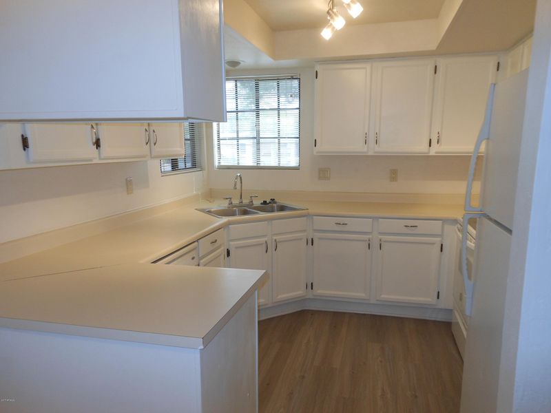 2455 E Broadway Rd #104, Mesa, AZ 85204