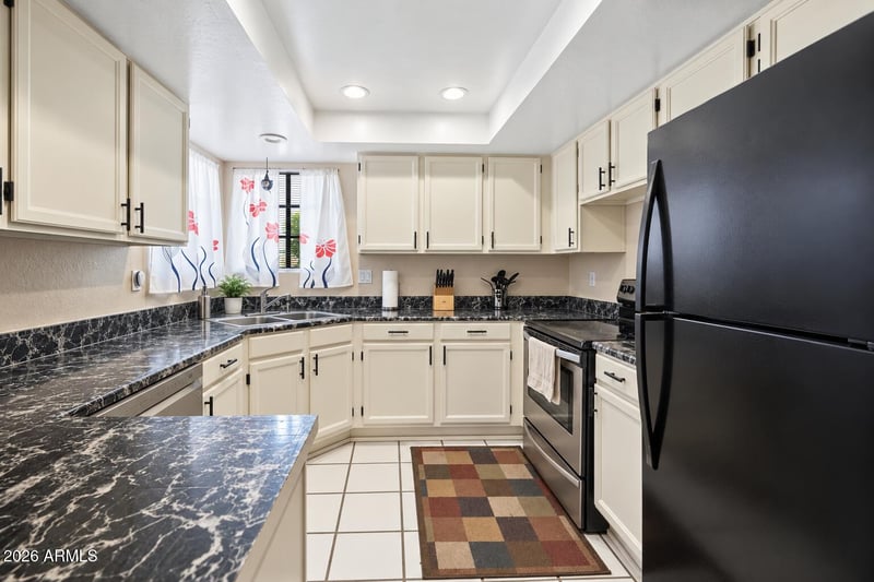 2455 E Broadway Rd #59, Mesa, AZ 85204