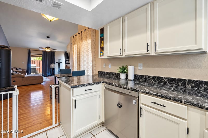 2455 E Broadway Rd #59, Mesa, AZ 85204