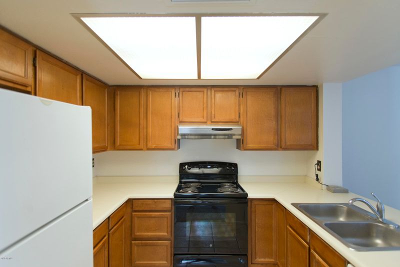 2455 E Broadway Rd #77, Mesa, AZ 85204