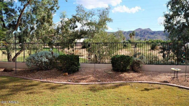 2455 E Fremont Rd, Phoenix, AZ 85042