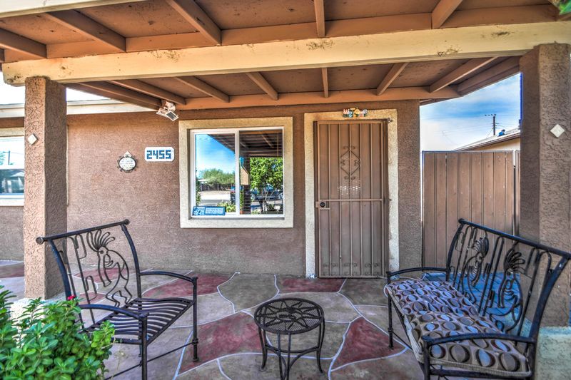 2455 E Wood St, Phoenix, AZ 85040