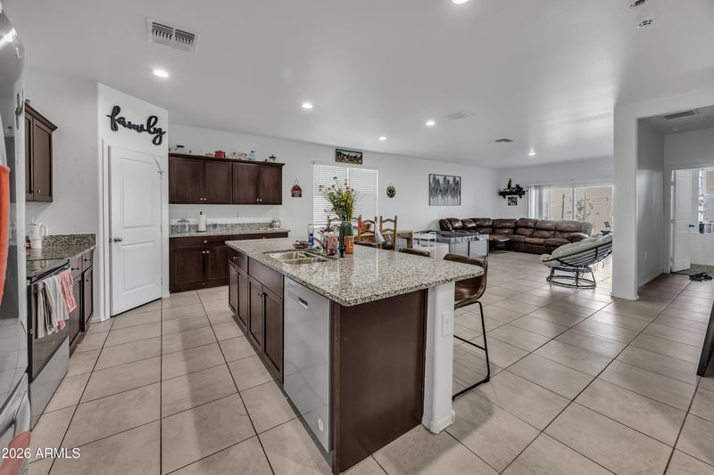 24550 Raymond St, Buckeye, AZ 85326