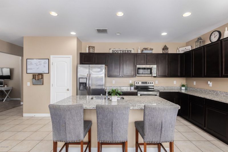 2456 S 235th Dr, Buckeye, AZ 85326