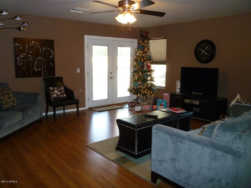 2456 S Nielson St, Gilbert, AZ 85295
