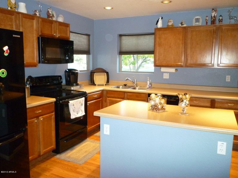 2456 S Nielson St, Gilbert, AZ 85295