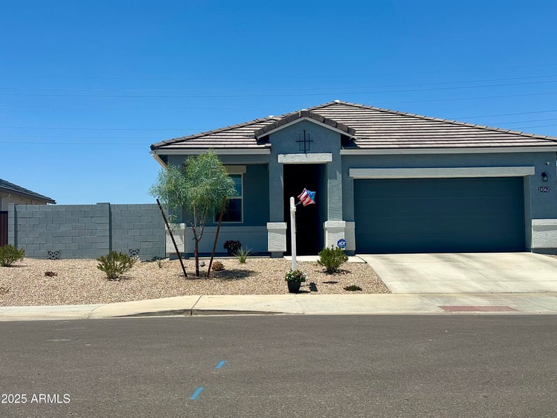24562 Raymond St, Buckeye, AZ 85326
