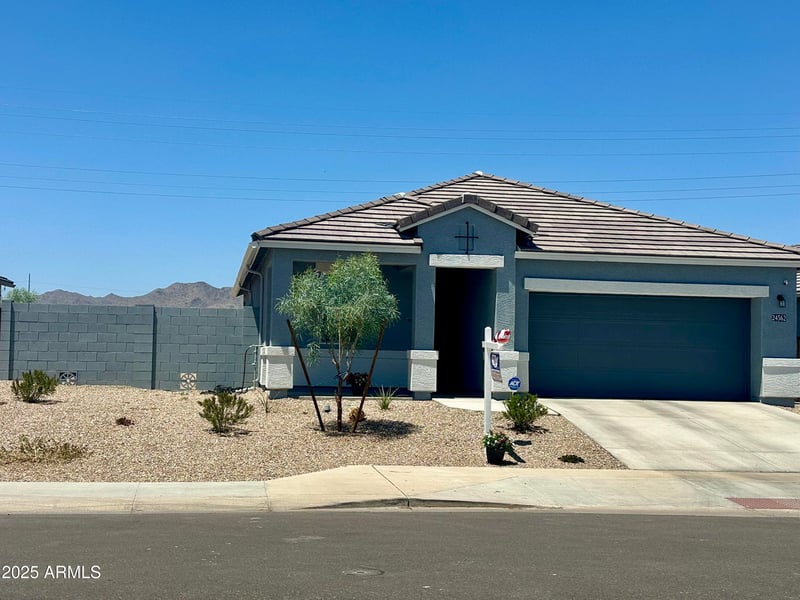 24562 Raymond St, Buckeye, AZ 85326