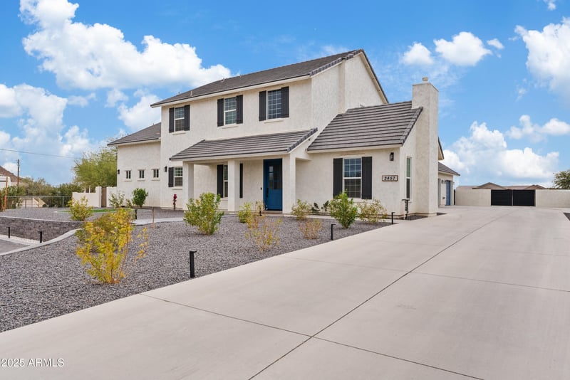 2457 Phillips Rd, Queen Creek, AZ 85144