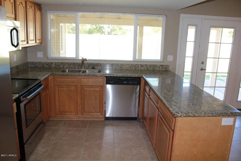 2458 E John Cabot Rd, Phoenix, AZ 85032