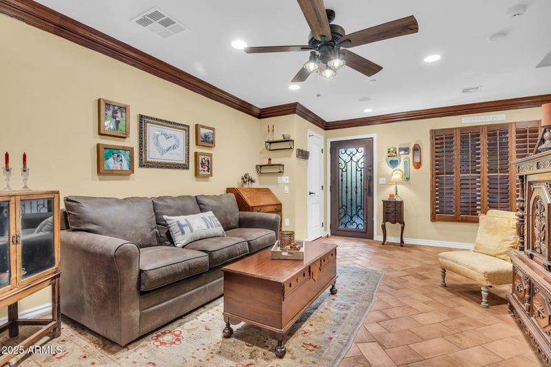 2458 E Roma Ave, Phoenix, AZ 85016