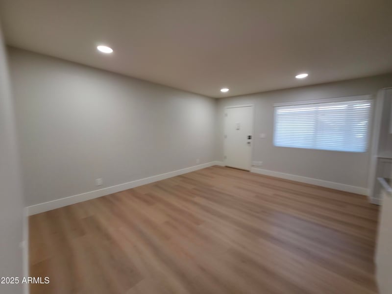 2458 University Dr #2, Mesa, AZ 85213