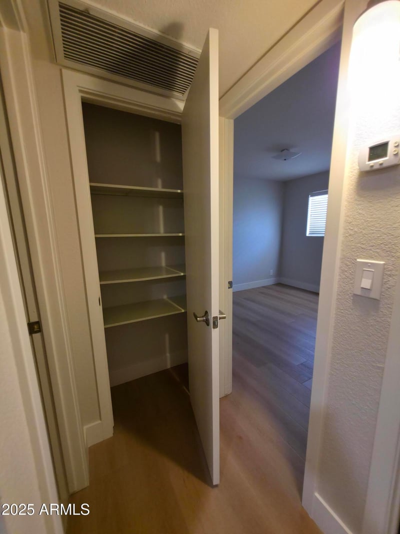 2458 University Dr #2, Mesa, AZ 85213
