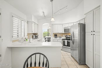 246 E Vaughn Ave, Gilbert, AZ 85234