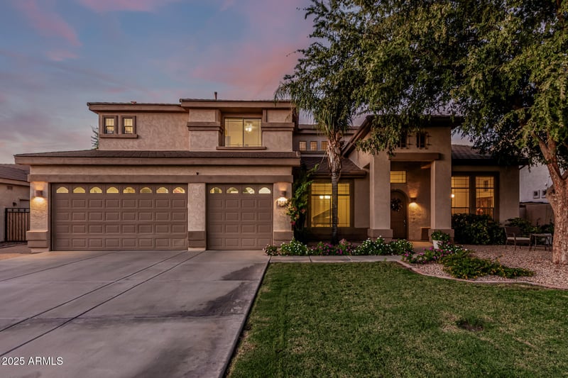 246 Frances Ln, Gilbert, AZ 85295