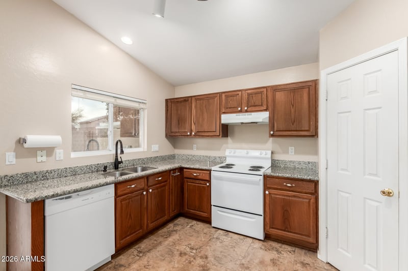 246 221st Ave, Buckeye, AZ 85326