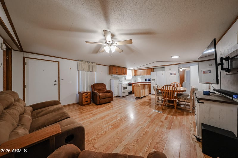 2460 E Main St #A25, Mesa, AZ 85213