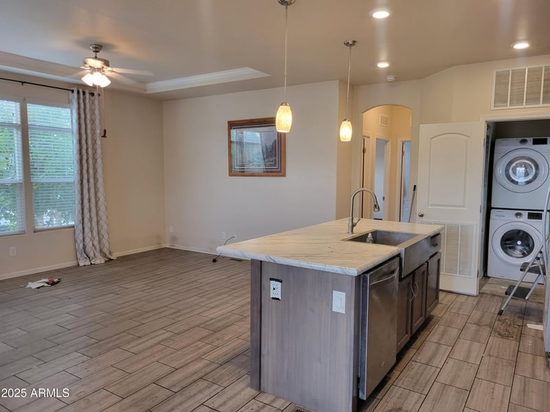 2460 E Main St #E15, Mesa, AZ 85213